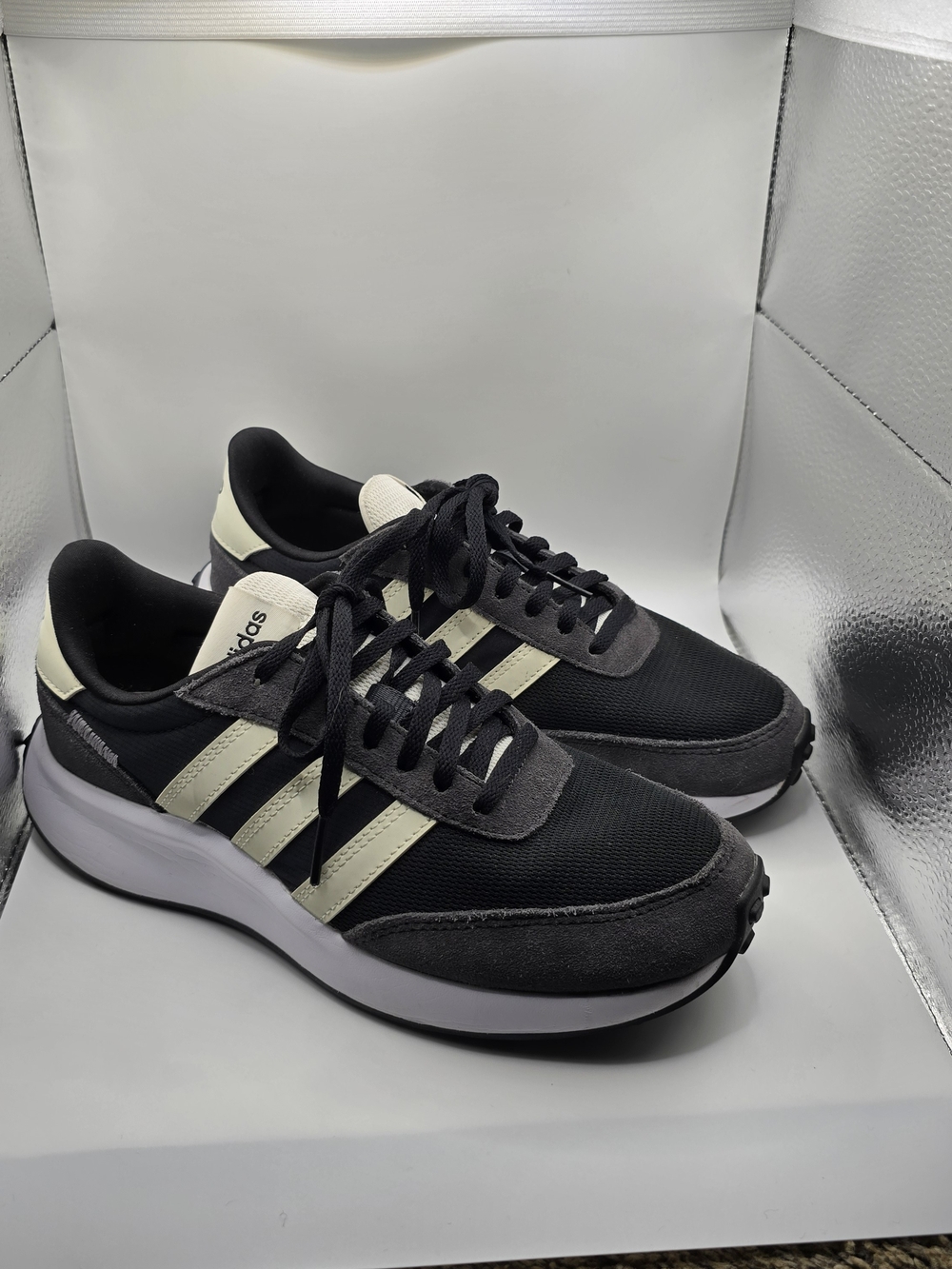 Adidas Women's 1970's Style Running Shoes -  SZ 6.5 Color Black Off White